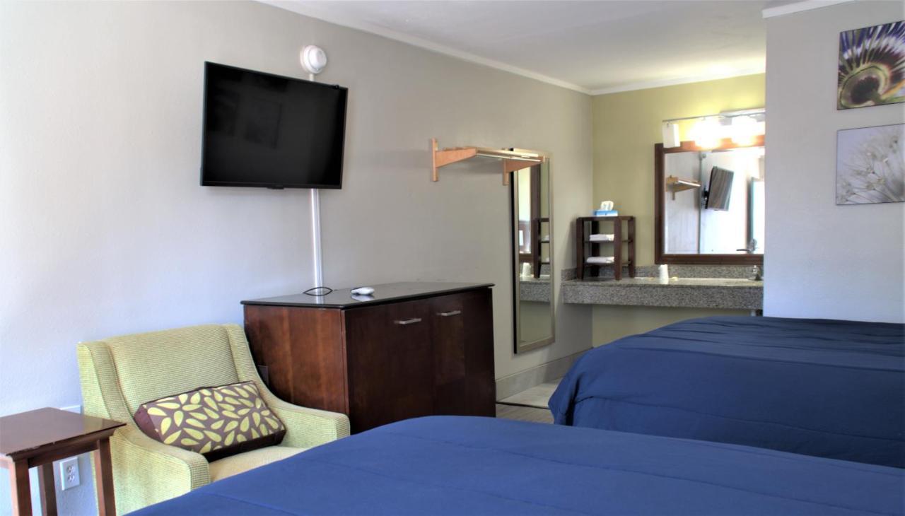 Eastern Shore Motel แดฟนี ภายนอก รูปภาพ
